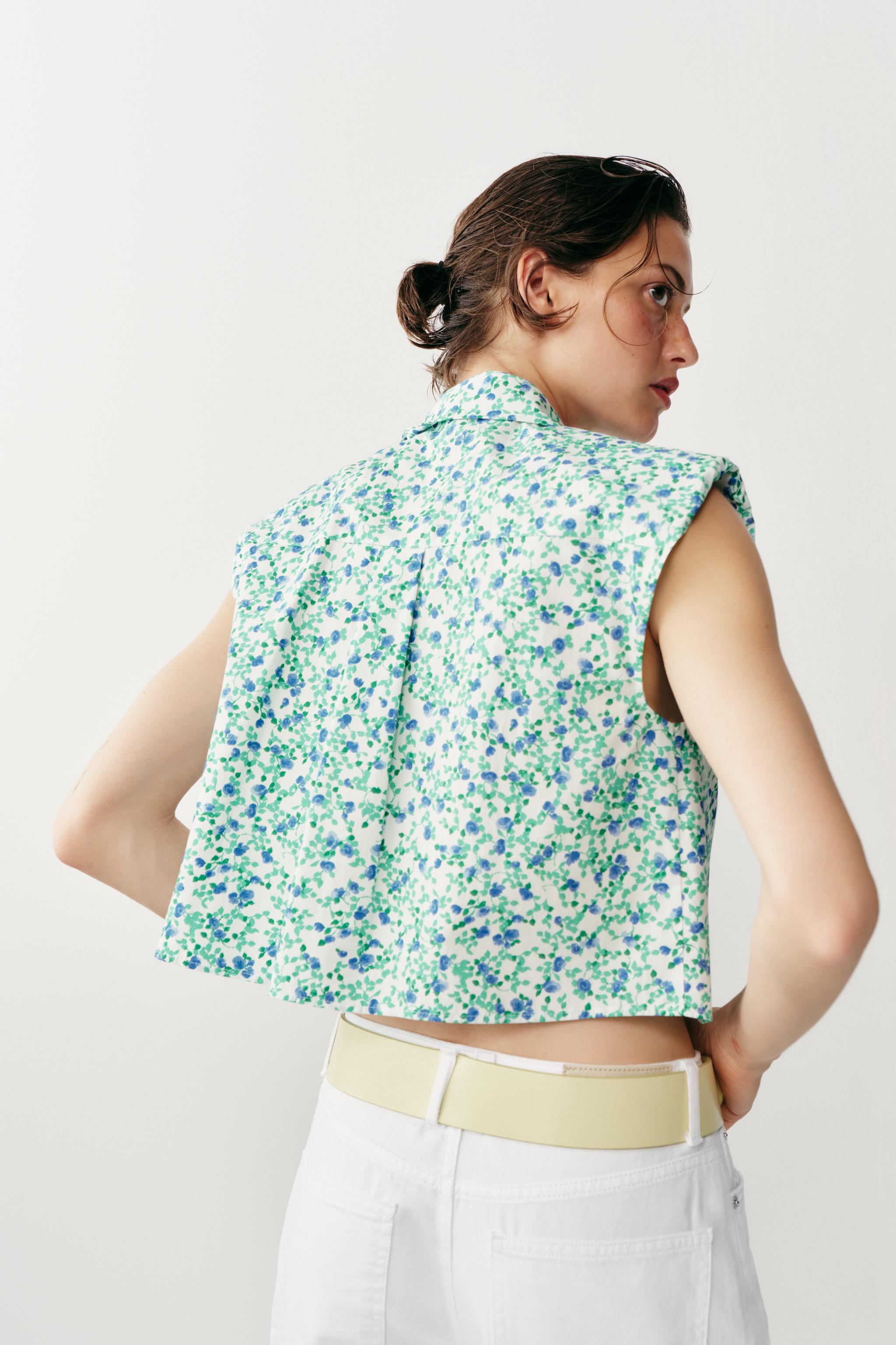 FLORAL PRINT SHOULDER PAD SHIRT